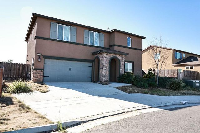 1382 Shoreline Drive, Madera, CA 93637