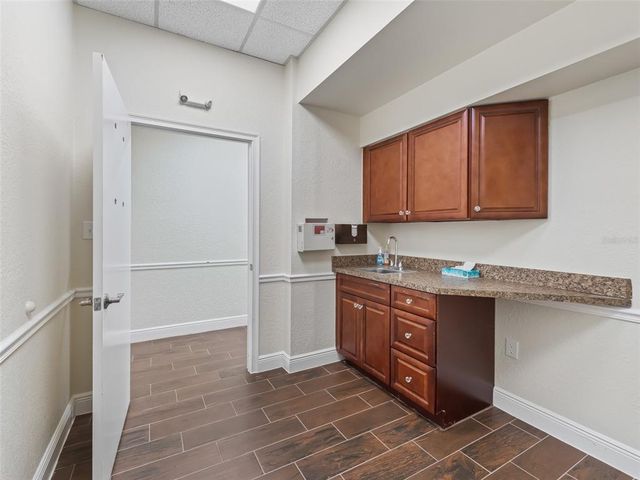 837 S MAIN STREET, Wildwood, FL 34785