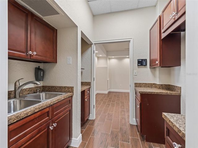 837 S MAIN STREET, Wildwood, FL 34785