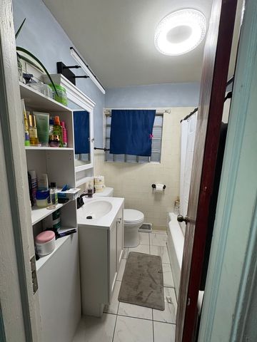 1250 W 115th Street, Chicago, IL 60643