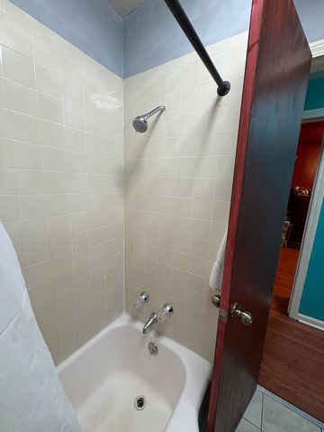 1250 W 115th Street, Chicago, IL 60643