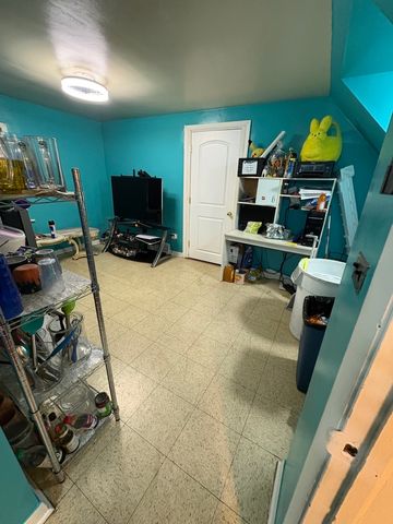 1250 W 115th Street, Chicago, IL 60643