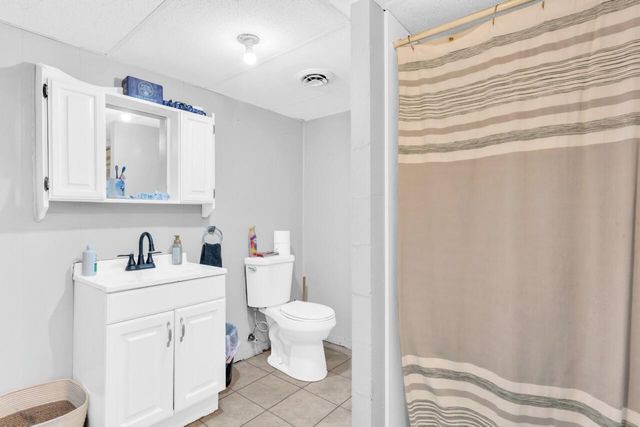 40522 Bloomfield ROAD, Genoa City, WI 53128