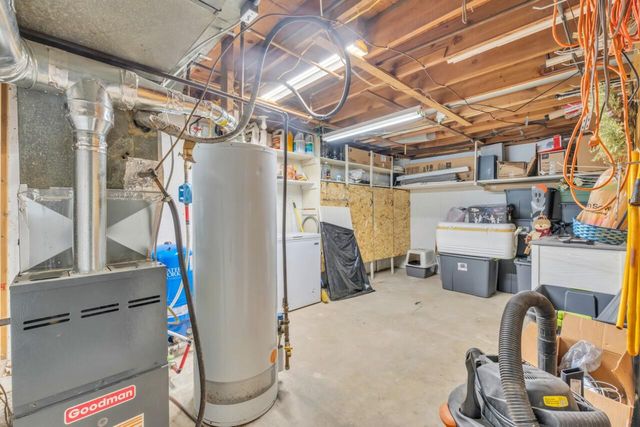 40522 Bloomfield ROAD, Genoa City, WI 53128