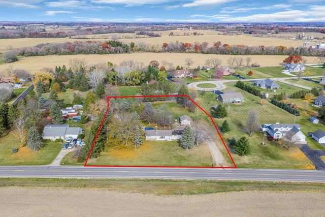 40522 Bloomfield ROAD, Genoa City, WI 53128