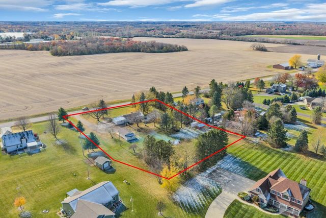 40522 Bloomfield ROAD, Genoa City, WI 53128