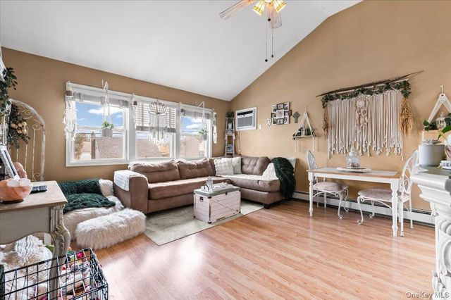 2192 6th Street, East Meadow, NY 11554