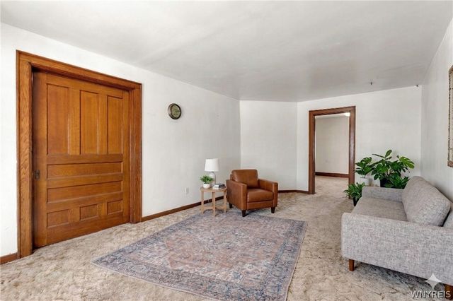 364 West Delavan Avenue, Buffalo, NY 14213