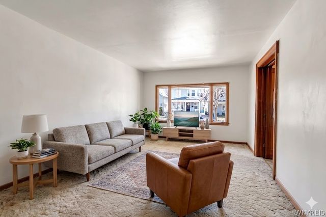 364 West Delavan Avenue, Buffalo, NY 14213