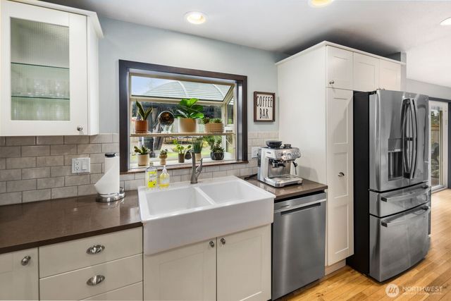 8008 Garnet Lane SW, Lakewood, WA 98498