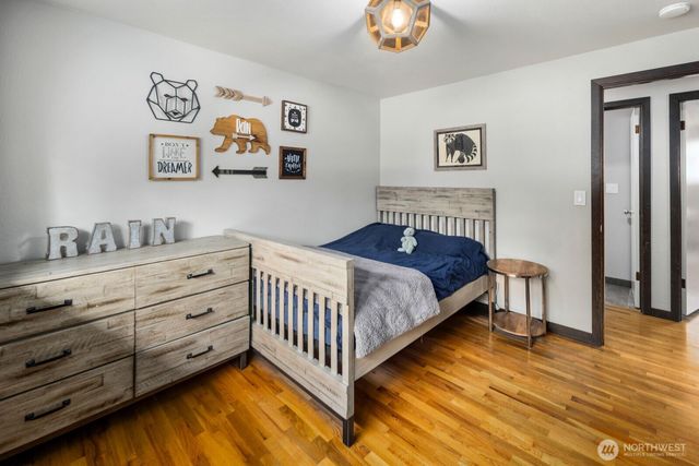 8008 Garnet Lane SW, Lakewood, WA 98498