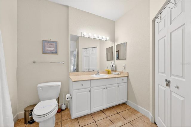 2950 LUCAYAN HARBOUR CIR 105, Kissimmee, FL 34746