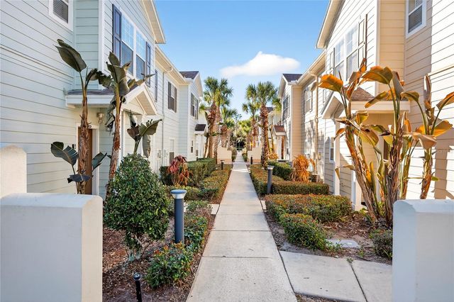 2950 LUCAYAN HARBOUR CIR 105, Kissimmee, FL 34746