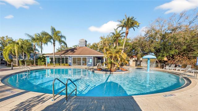 2950 LUCAYAN HARBOUR CIR 105, Kissimmee, FL 34746