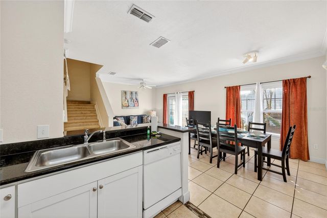 2950 LUCAYAN HARBOUR CIR 105, Kissimmee, FL 34746