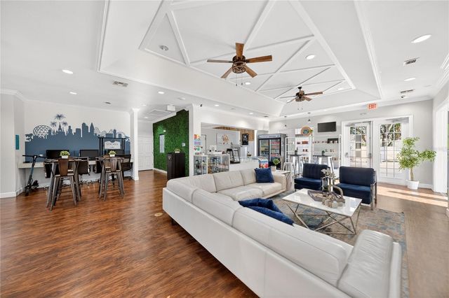 2950 LUCAYAN HARBOUR CIR 105, Kissimmee, FL 34746