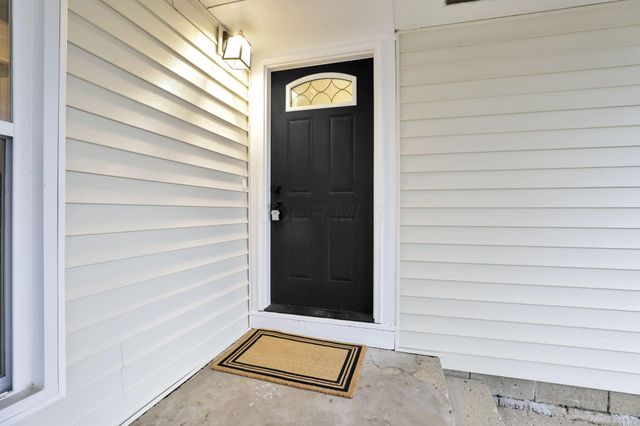 1255 Manfeld Drive, Columbus, OH 43227