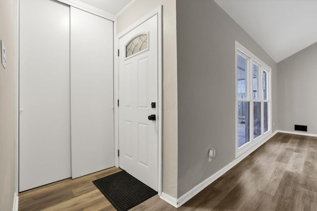 1255 Manfeld Drive, Columbus, OH 43227