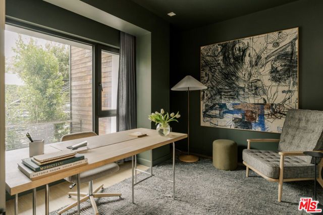 702 N Doheny Drive TH19, West Hollywood, CA 90069