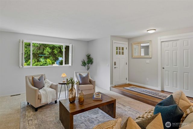 4217 56th Street Ct NW, Gig Harbor, WA 98335
