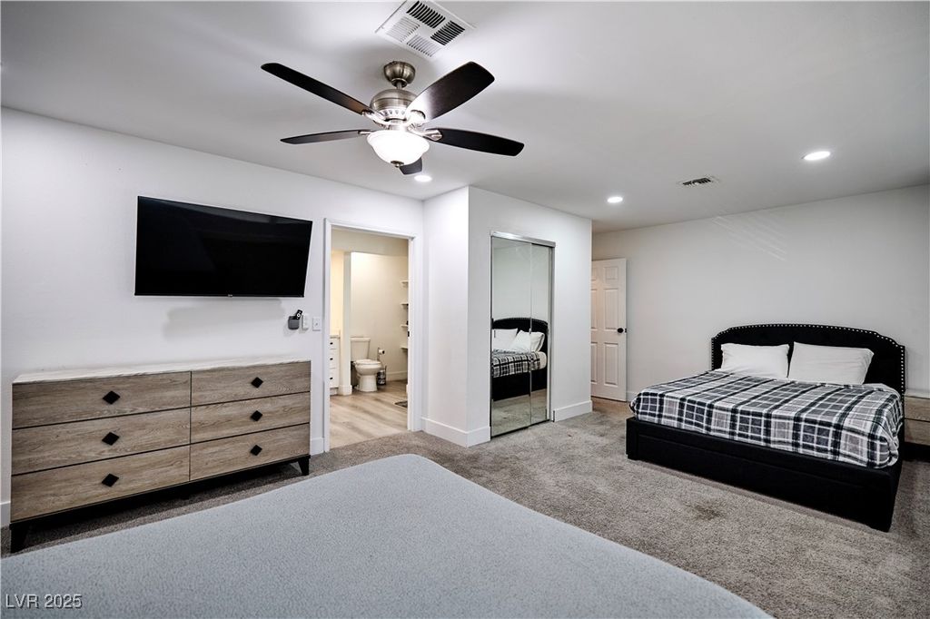 Image 18 of property listing at 6348 Mockingbird Lane, Las Vegas, NV 89103