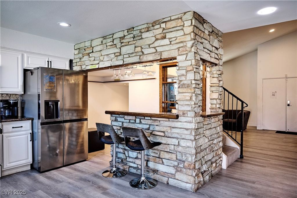 Image 9 of property listing at 6348 Mockingbird Lane, Las Vegas, NV 89103