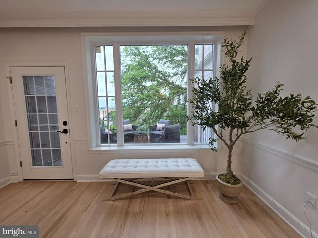 3643 SAINT MARYS PL NW, Washington, DC 20007