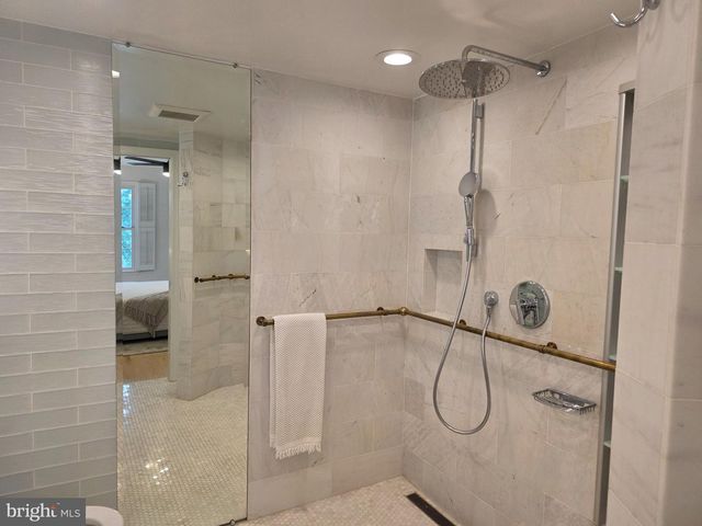 3643 SAINT MARYS PL NW, Washington, DC 20007