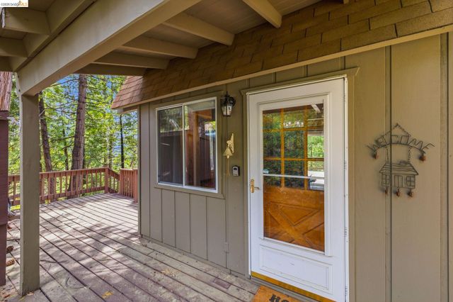 26399 Old Mono Rd, Long Barn, CA 95335