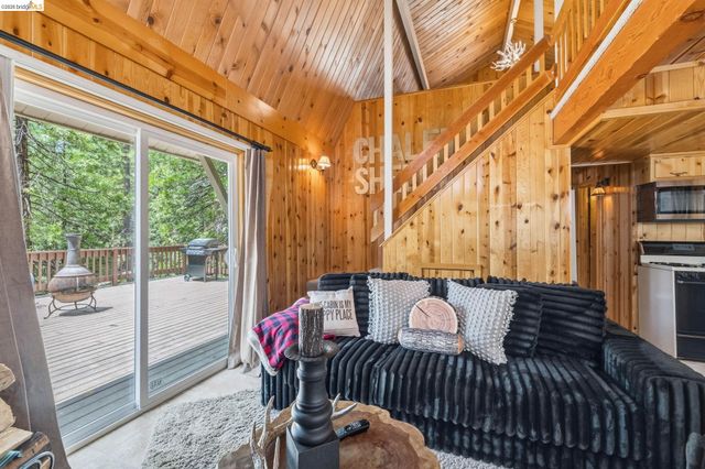 26399 Old Mono Rd, Long Barn, CA 95335