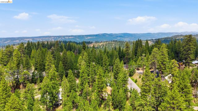26399 Old Mono Rd, Long Barn, CA 95335
