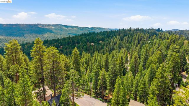 26399 Old Mono Rd, Long Barn, CA 95335