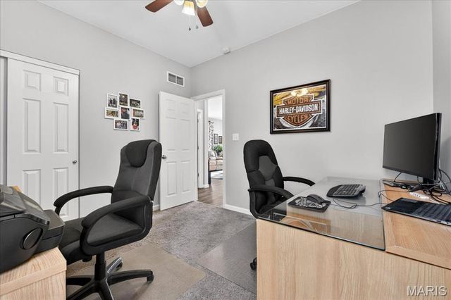 4033 Fulling Mill Street, St Charles, MO 63301