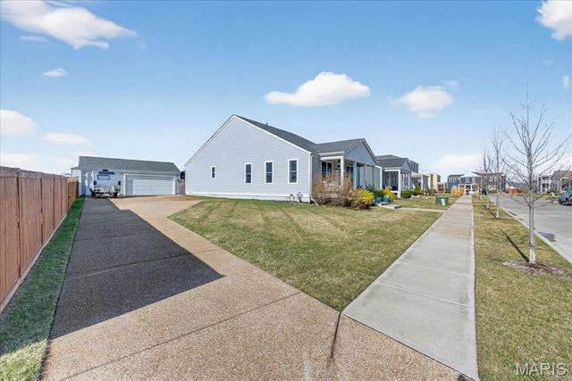 4033 Fulling Mill Street, St Charles, MO 63301