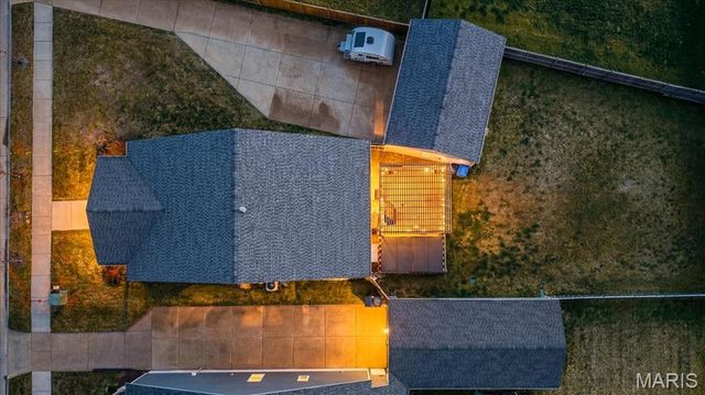 4033 Fulling Mill Street, St Charles, MO 63301