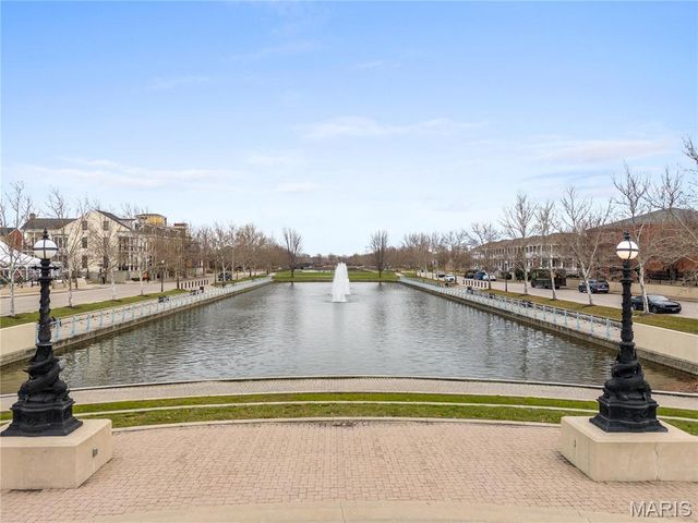 4033 Fulling Mill Street, St Charles, MO 63301