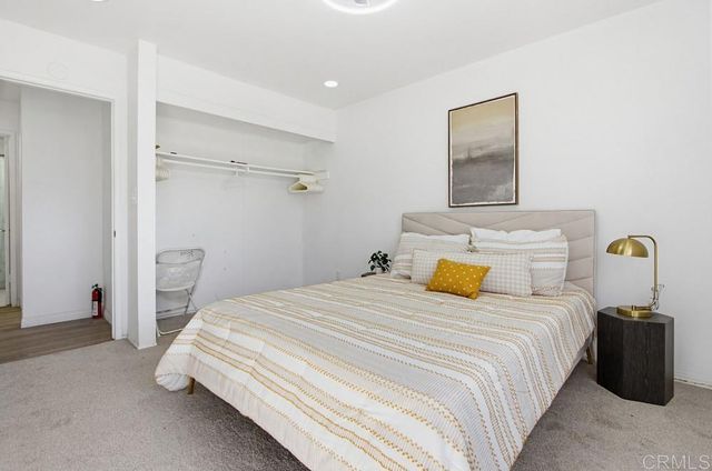 9462 Doheny Rd., Santee, CA 92071
