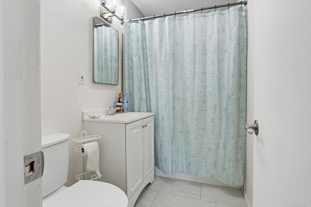 9462 Doheny Rd., Santee, CA 92071