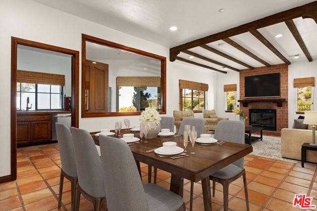 4211 Avenida De La Encinal GH, Malibu, CA 90265