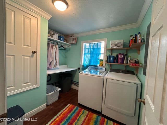 915 Grant Avenue, Pascagoula, MS 39567