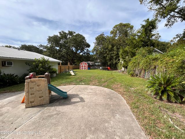 915 Grant Avenue, Pascagoula, MS 39567