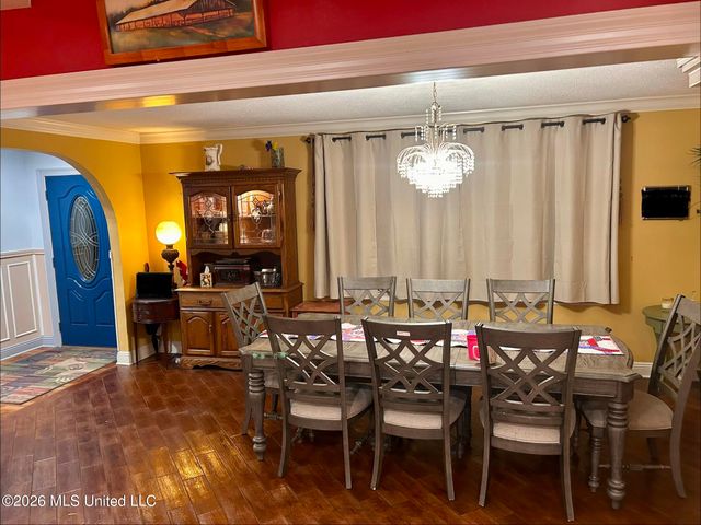 915 Grant Avenue, Pascagoula, MS 39567