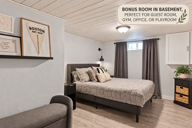 10 Suffolk Rd, Sharon, MA 02067