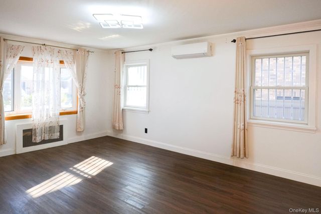 81-32 252 Street, Bellerose, NY 11426