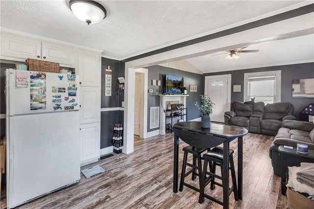 11 Jackson Street, Liberty, SC 29657