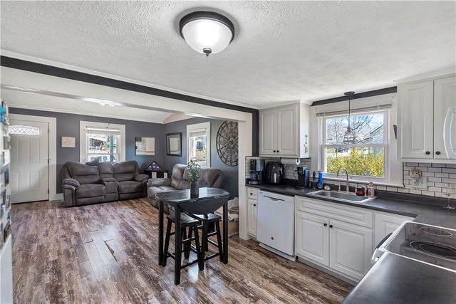 11 Jackson Street, Liberty, SC 29657