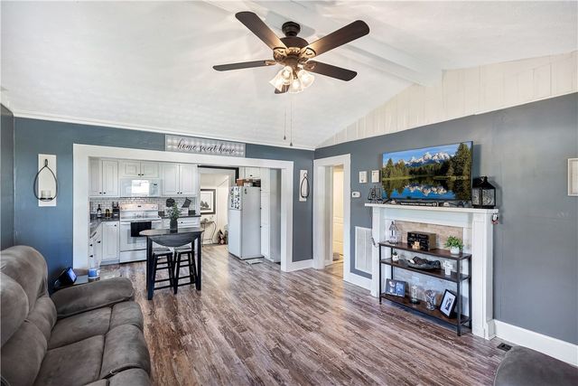 11 Jackson Street, Liberty, SC 29657