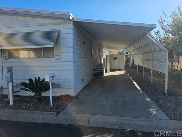 1010 E Bobier Dr 174, Vista, CA 92084