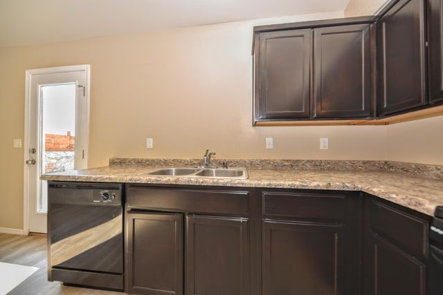 909 Villa Seca Drive, Horizon City, TX 79928