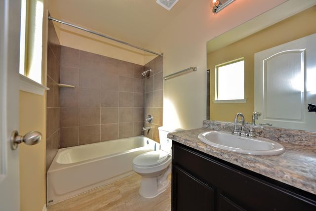 909 Villa Seca Drive, Horizon City, TX 79928